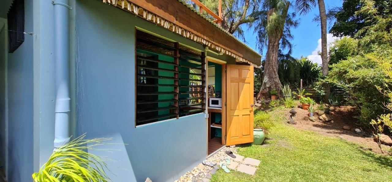 Pointe Venus Lodge Mahina Exterior photo